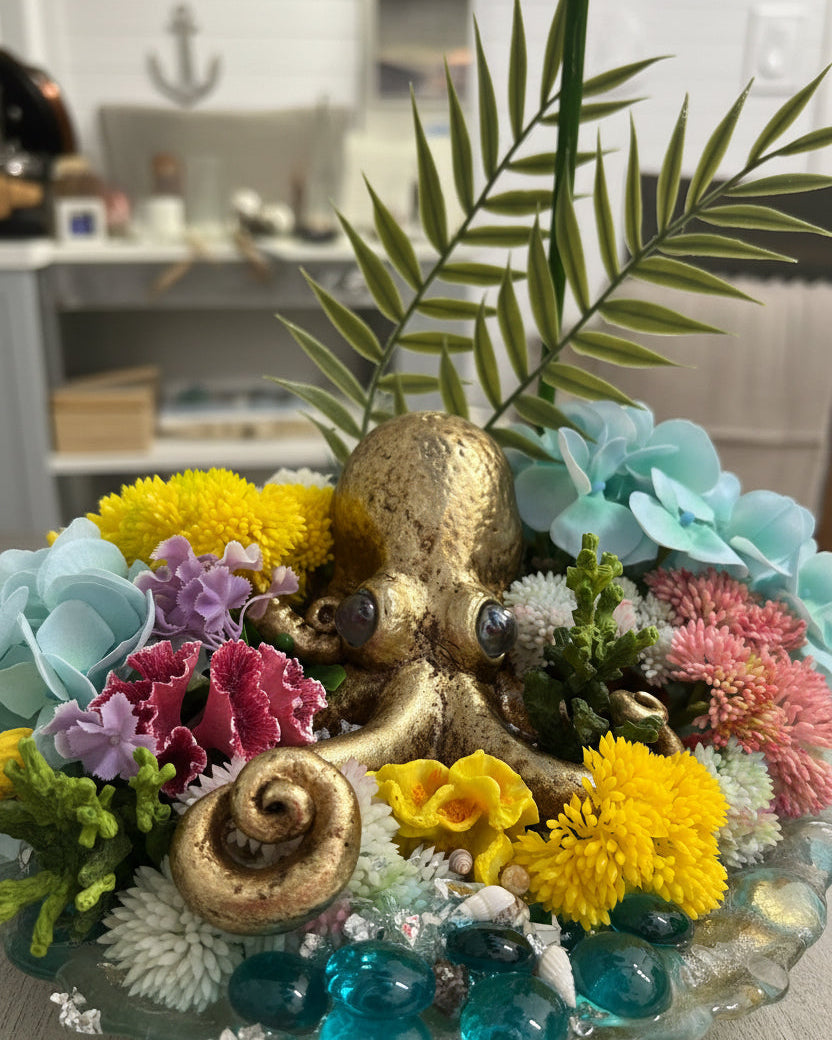 Octopus Glass Plate Sculpture – Coastal & Editorial Home Decor